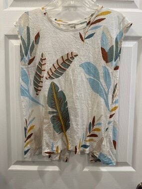 Cynthia Rowley M 100% Linen Tropical Leaf Print button back Short Sleeve Blouse